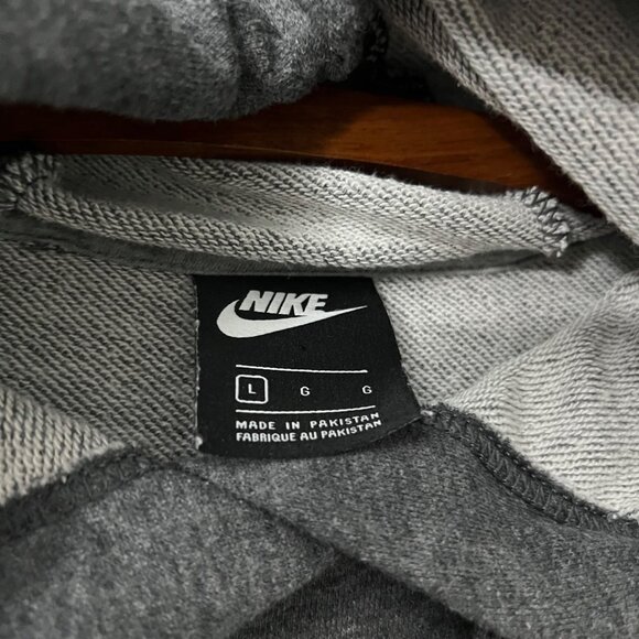Nike Womens Gray Training Pullover Hoodie Sweater Logo Side Slits Size Large - Picture 2 of 7